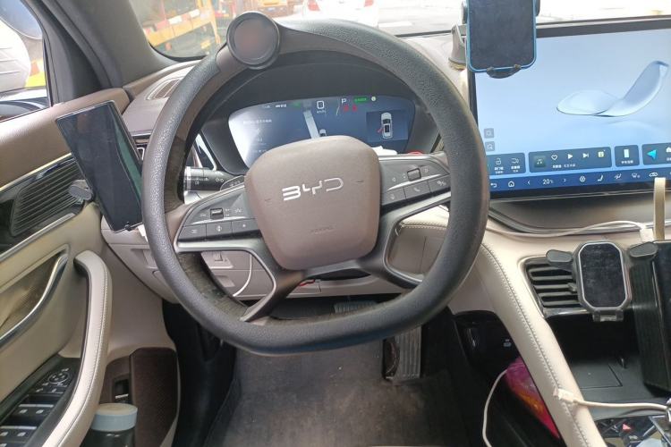 Used BYD Song PLUS New Energy 2025 EV 520km Premium Version Steering Wheel