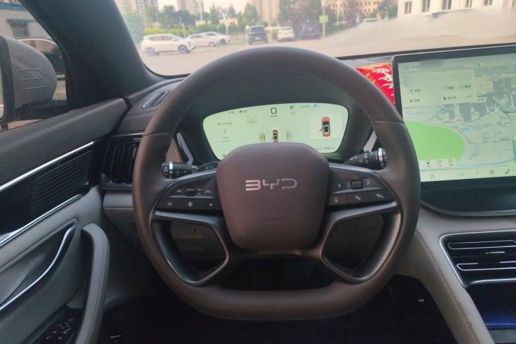 Used BYD Song PLUS New Energy 2025 EV Intelligent Driving Version 520km Premium Model Steering Wheel