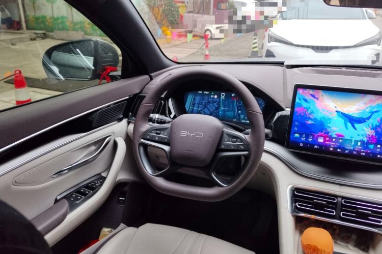 Used BYD Song PLUS New Energy 2025 EV Intelligent Driving Edition 520km Luxury Model Steering Wheel
