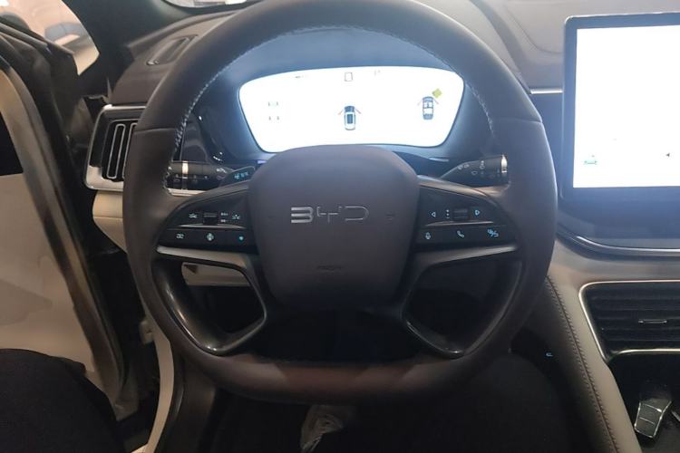 Used BYD Song PLUS New Energy 2025 EV 520km Luxury Version Steering Wheel