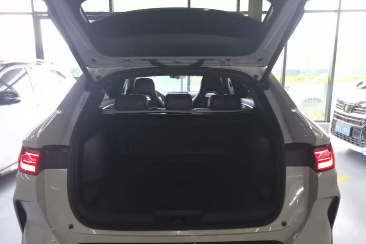 Used BYD Song PLUS New Energy 2025 EV 520km Premium Version Trunk