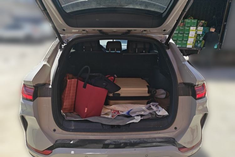Used BYD Song PLUS New Energy 2025 EV 520km Premium Version Trunk