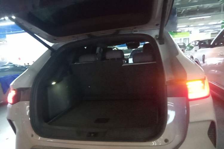 Used BYD Song PLUS New Energy 2025 EV Intelligent Driving Edition 520km Luxury Model Trunk