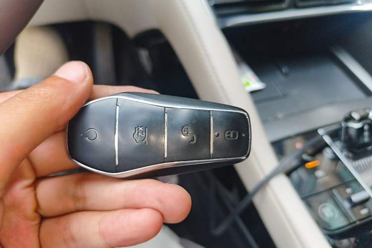Used BYD Song PLUS New Energy 2025 DM-i 160KM Flagship Model Vehicle Key