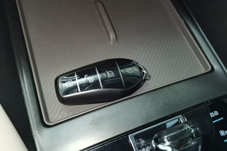 Used BYD Song PLUS New Energy 2025 EV 520km Premium Version Vehicle Key