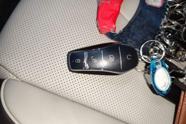 Used BYD Song PLUS New Energy 2025 EV 520km Premium Version Vehicle Key