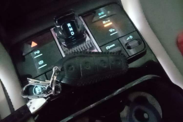 Used BYD Song PLUS New Energy 2025 EV Intelligent Driving Edition 520km Luxury Model Vehicle Key