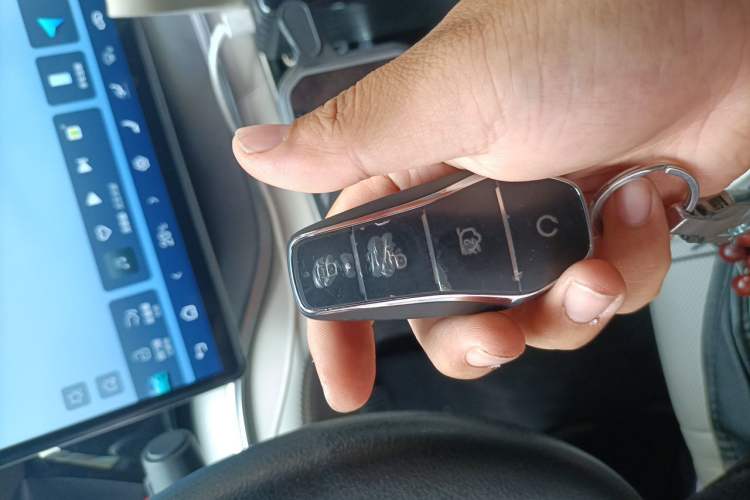 Used BYD Song PLUS New Energy 2025 EV 520km Premium Version Vehicle Key