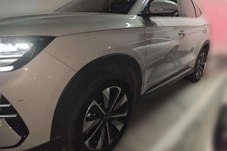 BYD Song PLUS New Energy 2025 DM-i 112KM Prestige Model - Executive