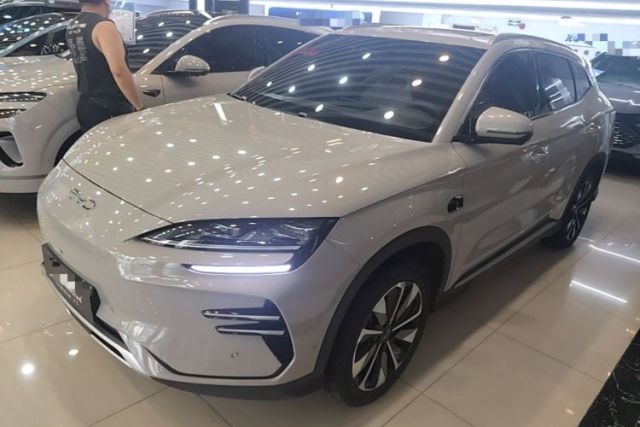 Used BYD Song PLUS New Energy 2025 EV 520km Luxury Version