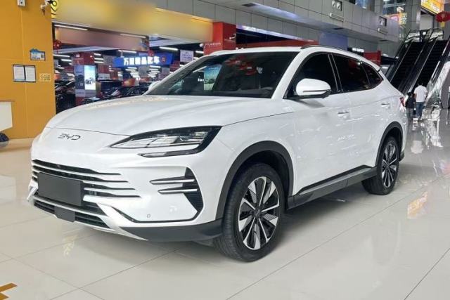 Ojetý BYD Song PLUS New Energy 2025 DM-i 112KM Prestige Model