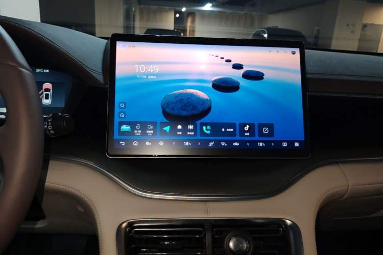 Used BYD Song PLUS New Energy 2025 EV Intelligent Driving Edition 520km Luxury Model Audio And AC Panel