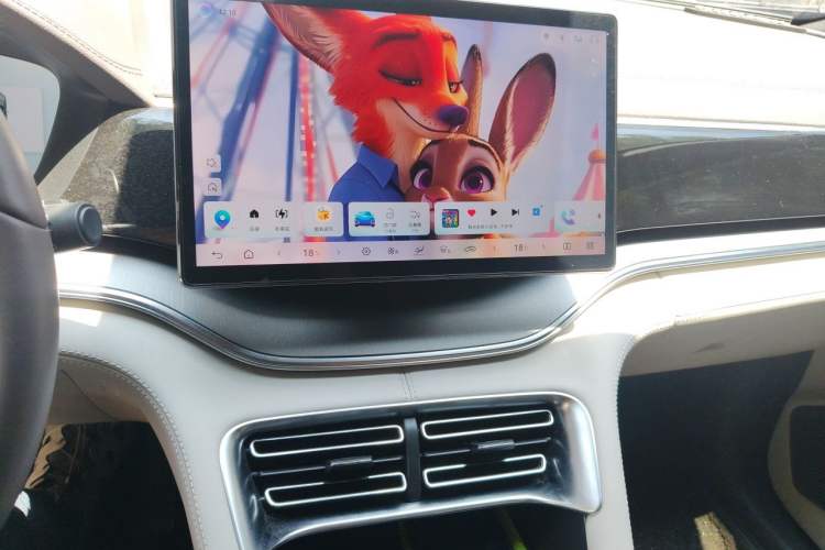 Used BYD Song PLUS New Energy 2025 EV 520km Luxury Version Audio And AC Panel