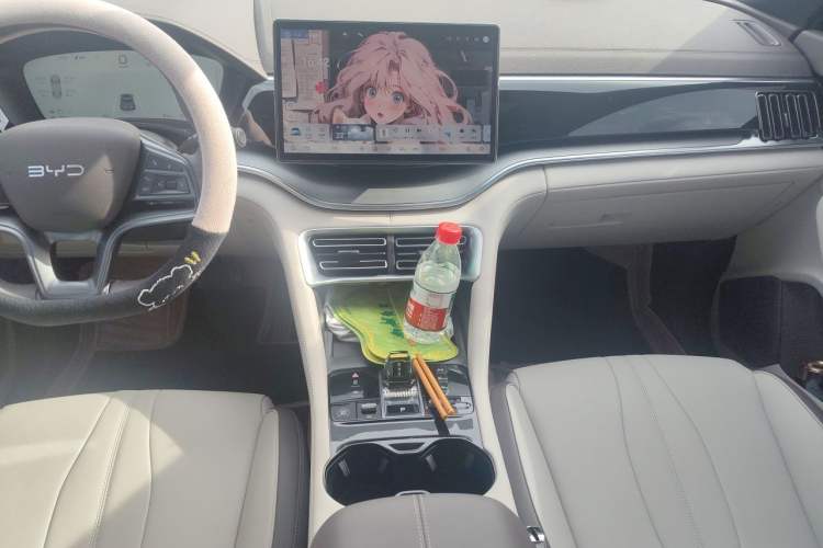 Used BYD Song PLUS New Energy 2025 DM-i 112KM Prestige Model Audio And AC Panel