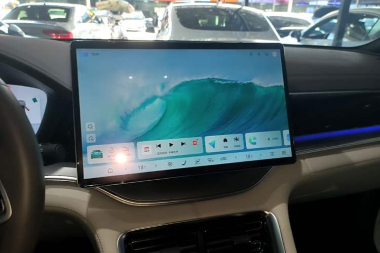 Used BYD Song PLUS New Energy 2025 DM-i 160KM Flagship Model Audio And AC Panel
