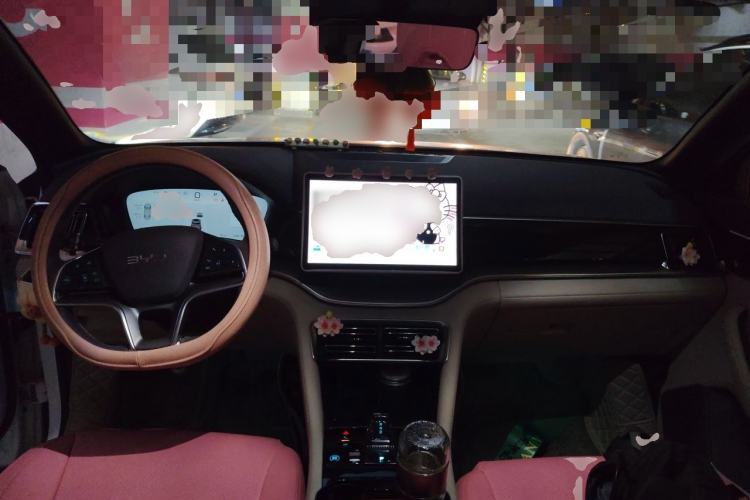 Used BYD Song PLUS New Energy 2025 DM-i 112KM Prestige Model Center Console