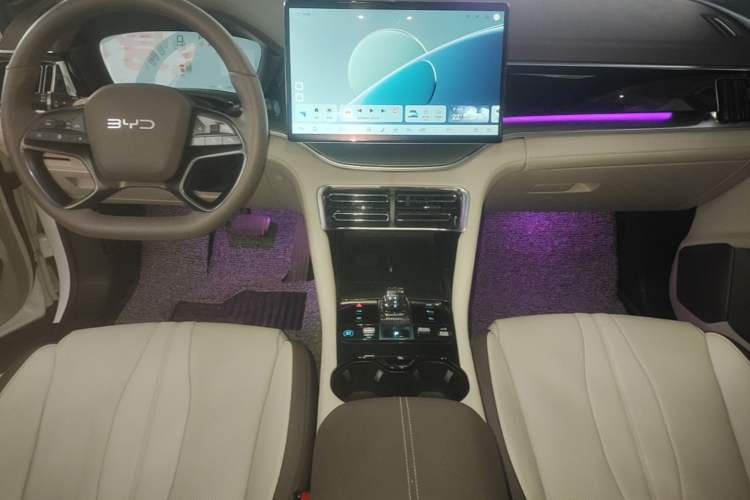 Used BYD Song PLUS New Energy 2025 DM-i Intelligent Driving 160KM Flagship Model Center Console