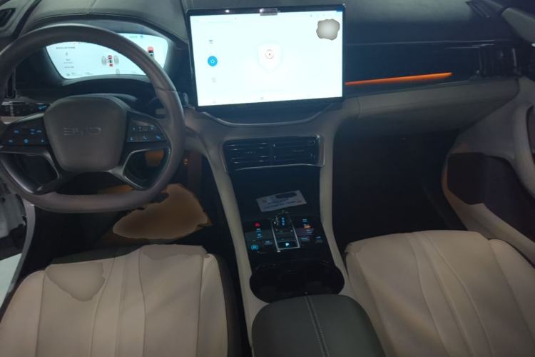 Used BYD Song PLUS New Energy 2025 EV Intelligent Driving Version 520km Premium Model Center Console