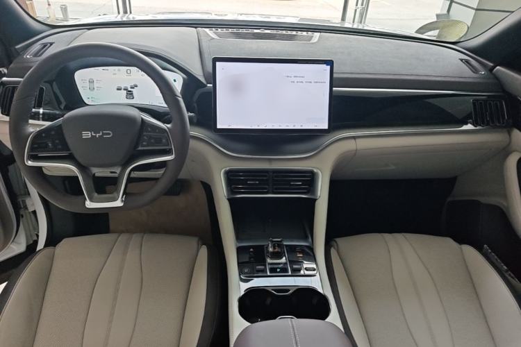 Used BYD Song PLUS New Energy 2025 DM-i 112KM Prestige Model Center Console
