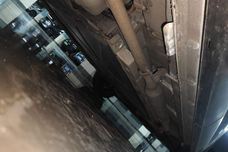 Used BYD Song PLUS New Energy 2025 DM-i 112KM Prestige Model Chassis Rear Right