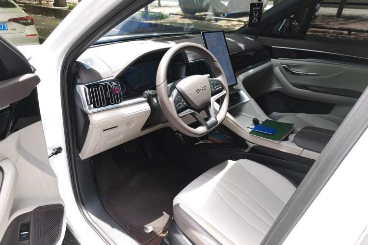 Used BYD Song PLUS New Energy 2025 DM-i 112KM Prestige Model Driver Seat