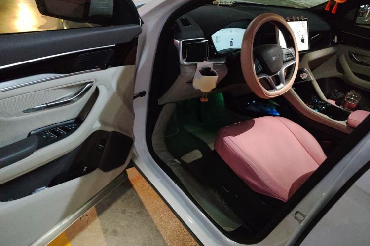 Used BYD Song PLUS New Energy 2025 DM-i 112KM Prestige Model Driver Seat