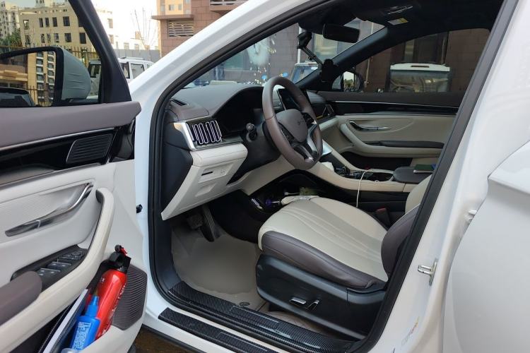 Used BYD Song PLUS New Energy 2025 DM-i 112KM Prestige Model Driver Seat