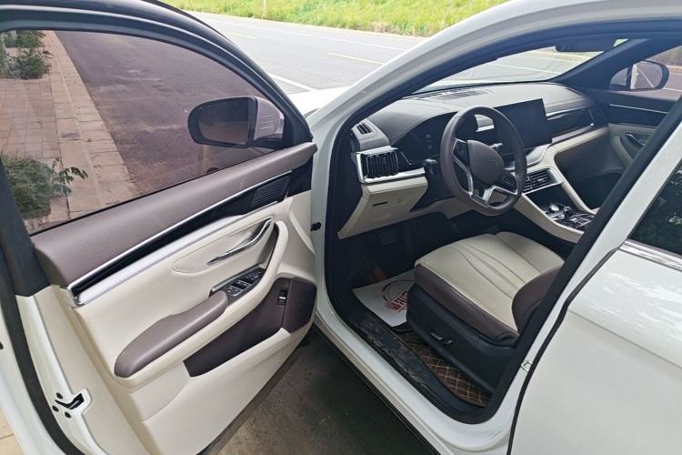 Used BYD Song PLUS New Energy 2025 DM-i 112KM Prestige Model Driver Seat