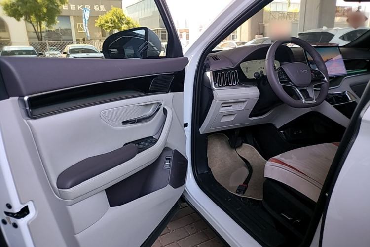 Used BYD Song PLUS New Energy 2025 DM-i 112KM Prestige Model Driver Seat