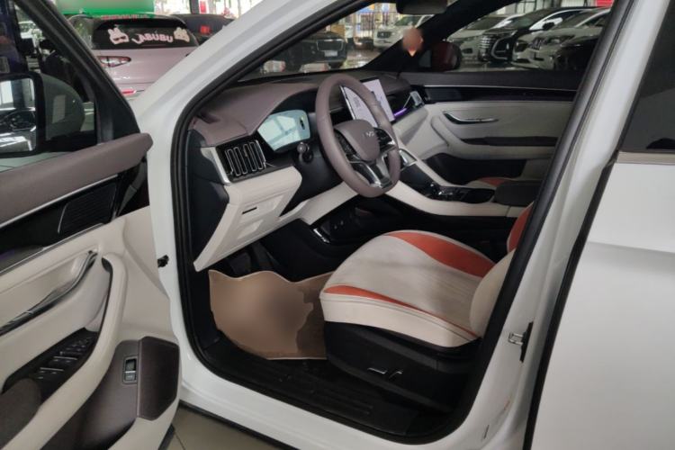 Used BYD Song PLUS New Energy 2025 DM-i 112KM Prestige Model Driver Seat