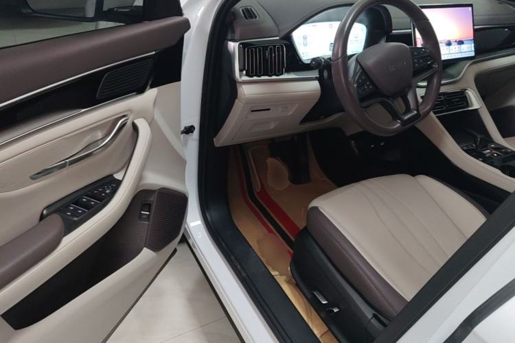 Used BYD Song PLUS New Energy 2025 DM-i 112KM Prestige Model Driver Seat