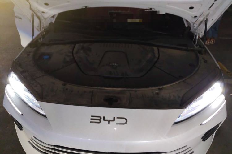 Used BYD Song PLUS New Energy 2025 DM-i 112KM Prestige Model Engine Bay