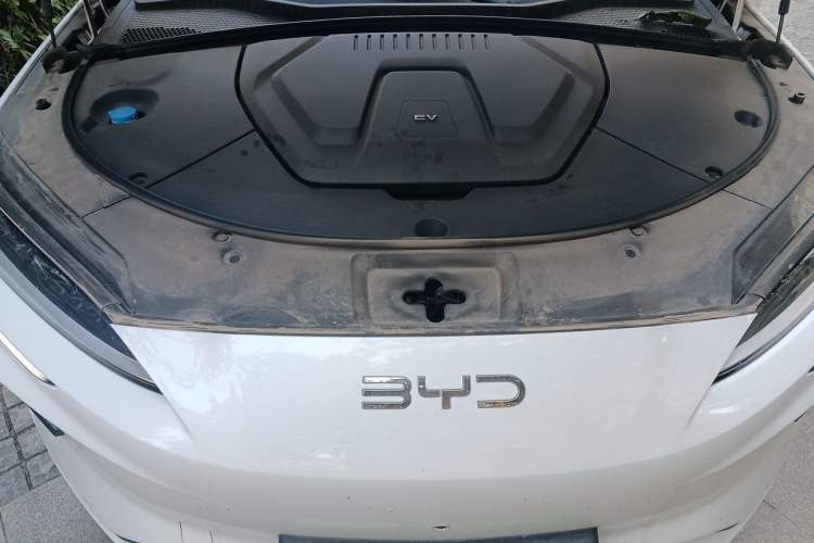 Used BYD Song PLUS New Energy 2025 EV 520km Premium Version Engine Bay