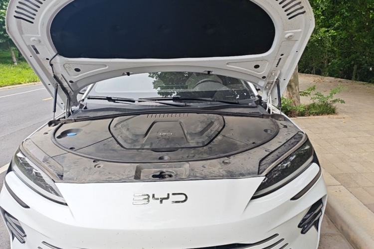 Used BYD Song PLUS New Energy 2025 DM-i 112KM Prestige Model Engine Bay