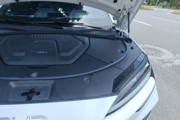 Used BYD Song PLUS New Energy 2025 DM-i 160KM Flagship Model Engine Bay Left