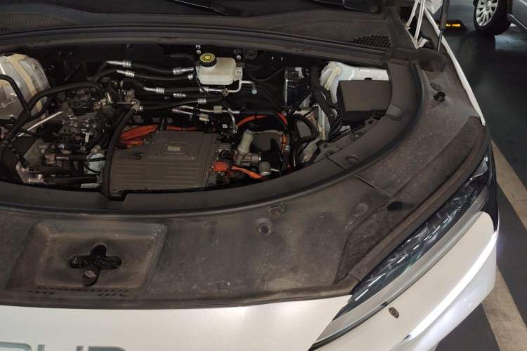 Used BYD Song PLUS New Energy 2025 EV Intelligent Driving Edition 520km Luxury Model Engine Bay Left