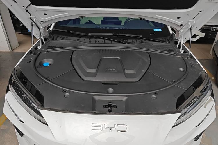 Used BYD Song PLUS New Energy 2025 DM-i 112KM Prestige Model Engine Bay