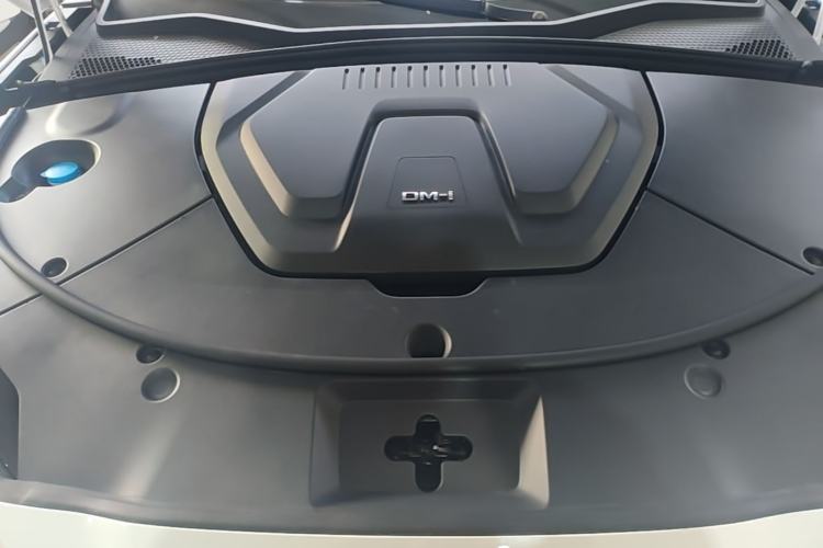 Used BYD Song PLUS New Energy 2025 DM-i 112KM Prestige Model Engine Bay