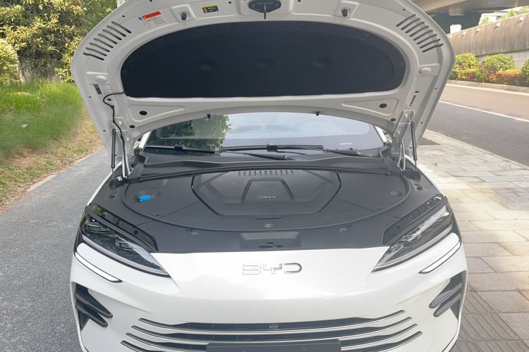 Used BYD Song PLUS New Energy 2025 DM-i 160KM Flagship Model Engine Bay