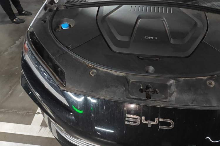 Used BYD Song PLUS New Energy 2025 DM-i 112KM Prestige Model Engine Bay Right
