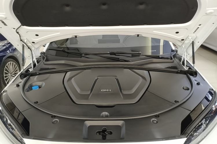 Used BYD Song PLUS New Energy 2025 DM-i 112KM Prestige Model Engine Bay