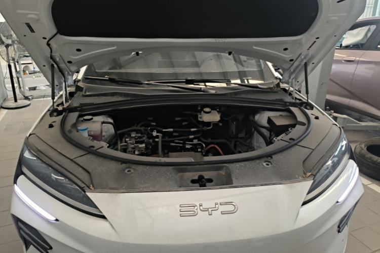 Used BYD Song PLUS New Energy 2025 EV Intelligent Driving Version 520km Premium Model Engine Bay