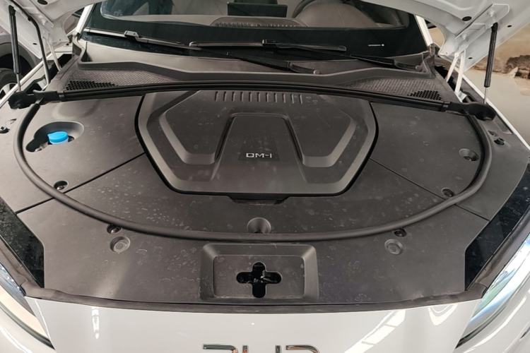 Used BYD Song PLUS New Energy 2025 DM-i 112KM Prestige Model Engine Bay