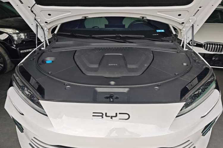 Used BYD Song PLUS New Energy 2025 DM-i 112KM Prestige Model Engine Bay