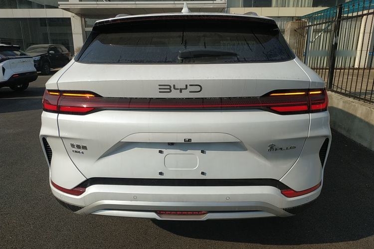 Used BYD Song PLUS New Energy 2025 DM-i 112KM Prestige Model Exterior 4