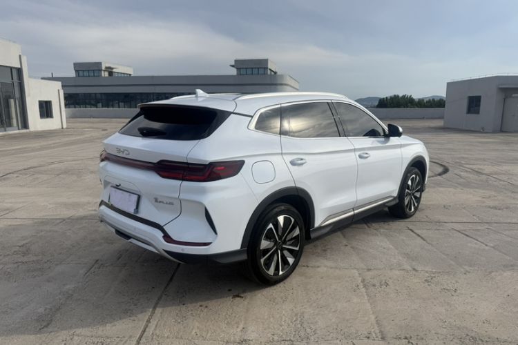 Used BYD Song PLUS New Energy 2025 DM-i 112KM Prestige Model Exterior 9