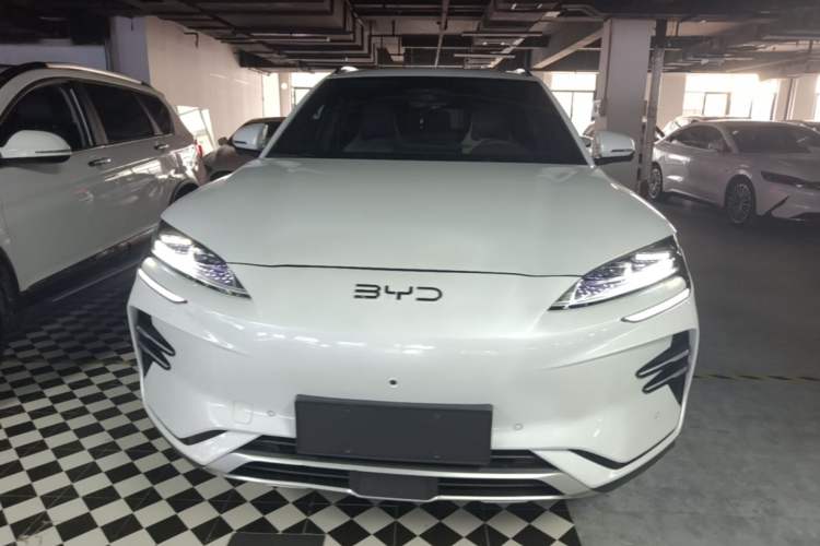 Used BYD Song PLUS New Energy 2025 EV Intelligent Driving Version 520km Premium Model Front