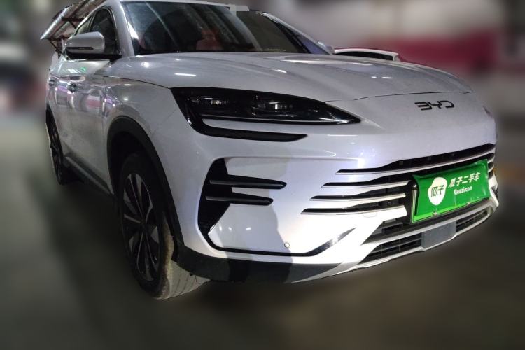 Used BYD Song PLUS New Energy 2025 DM-i 112KM Prestige Model Front Right 45 Deg