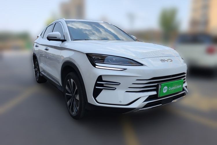 Used BYD Song PLUS New Energy 2025 DM-i 112KM Prestige Model Front Right 45 Deg