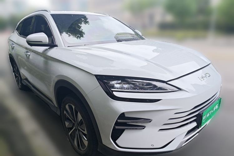 Used BYD Song PLUS New Energy 2025 DM-i 112KM Prestige Model Front Right 45 Deg